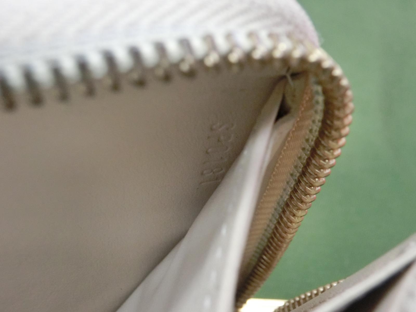 ルイ・ヴィトン   ヴェルニ ジッピーウォレット モノグラム