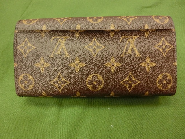 未使用  ルイヴィトン モノグラム シロクマ 白熊 M62086 ポルトフォイユサラ 長財布
