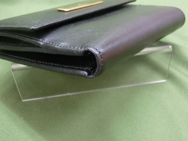 【美品】グッチ  二つ折り財布　ブラック