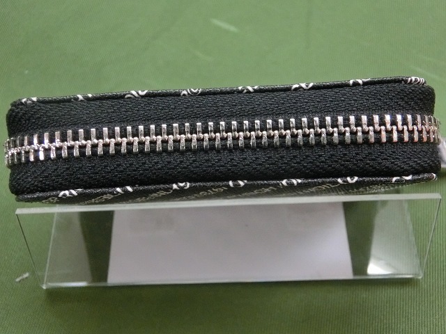 【未使用】ディーゼル  リピートロゴ ジップ付き コインポーチ  小銭入れ