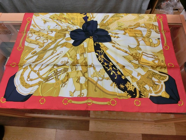 【美品】エルメス スカーフ/プリーツカレ  HERMES エルメス スカーフ 大判スカーフ 鳥 鎖 ゴールド