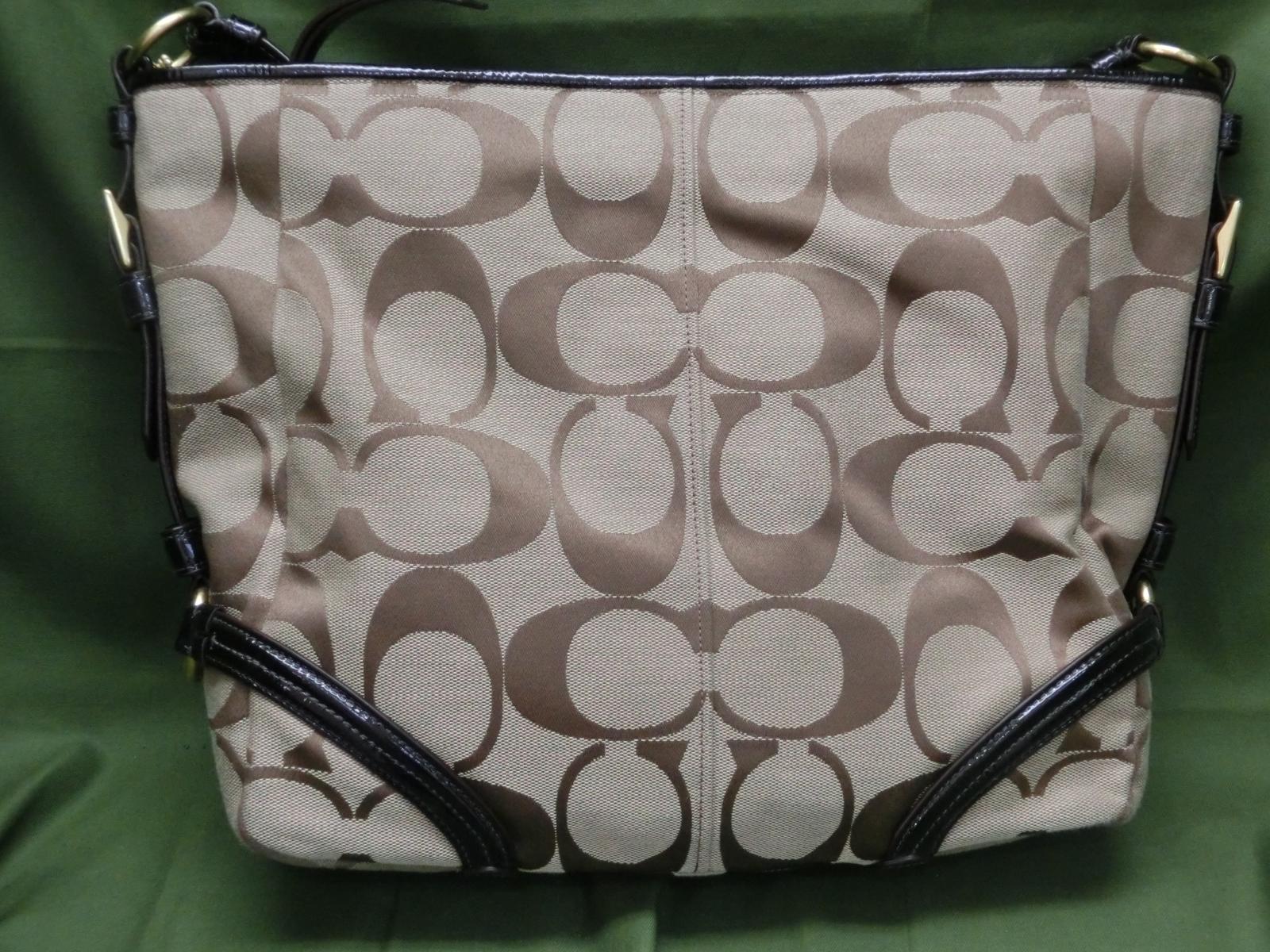 【極美品】コーチ  チェルシー シグネチャー カタリーナ 18903