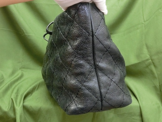 【美品】シャネル オンザロード トートバッグ ショルダーバッグ ココマーク レザー A48019