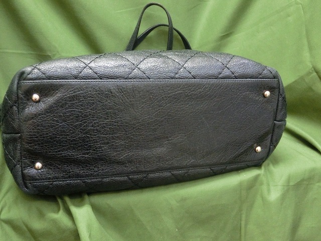 【美品】シャネル オンザロード トートバッグ ショルダーバッグ ココマーク レザー A48019